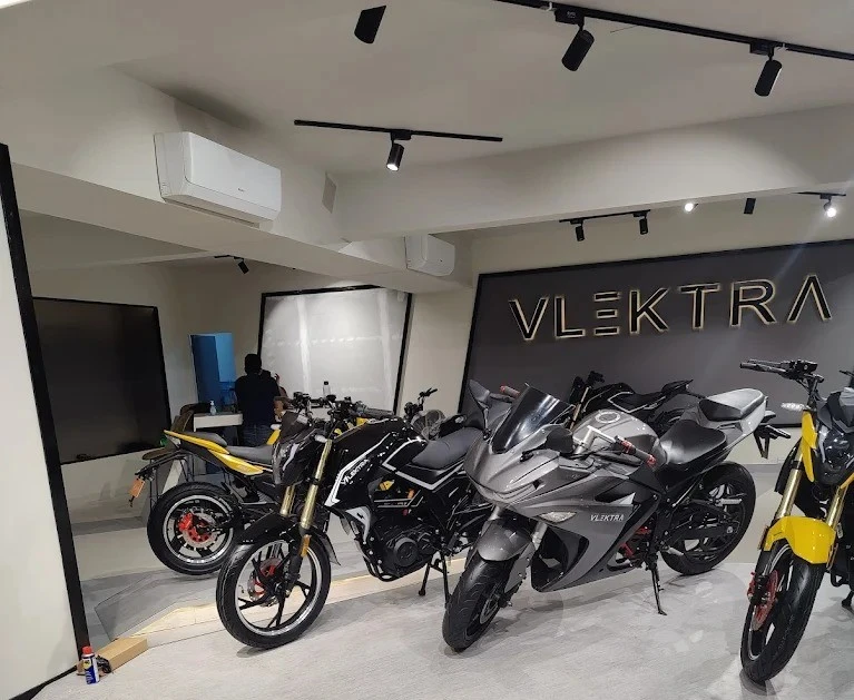 V Rides Motors ( DEALERSHIP )